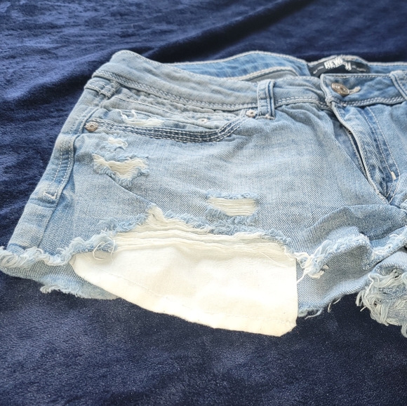 DENIM SHORTS - Picture 6 of 9